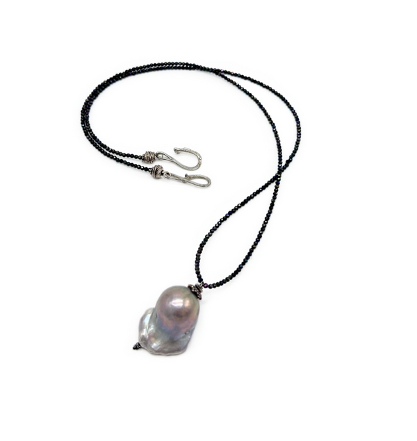 Baroque Pearl Pendant Necklace